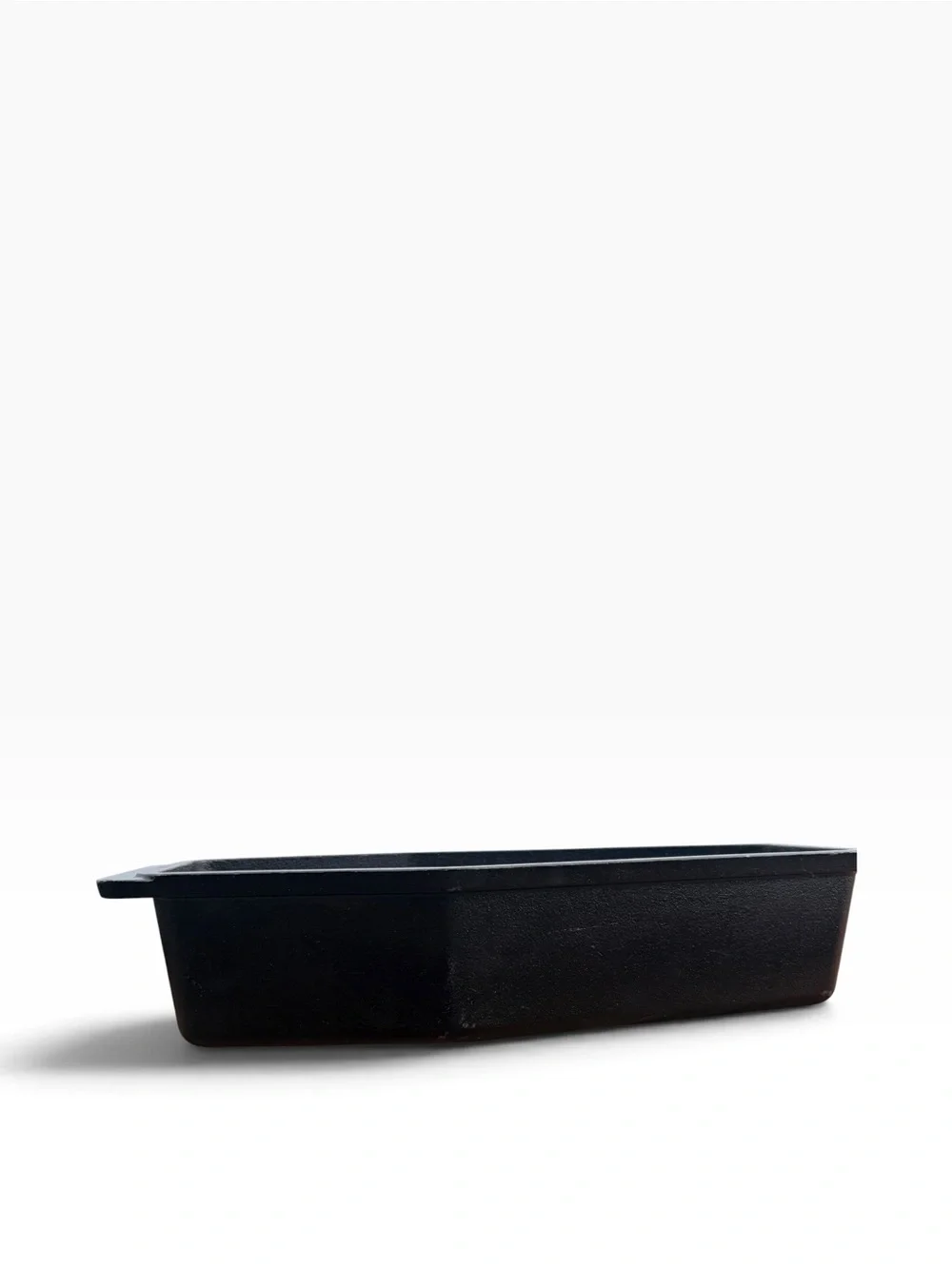 SMITH & CLARK CAST IRON SKELETON COFFIN BREAD LOAF PAN WITH LID